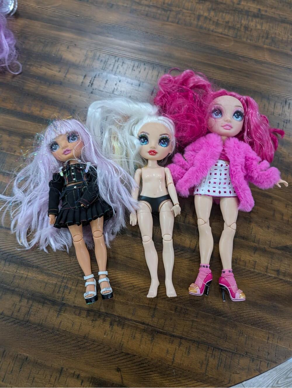 Rainbow High Junior High Avery Stella Lot Of 3